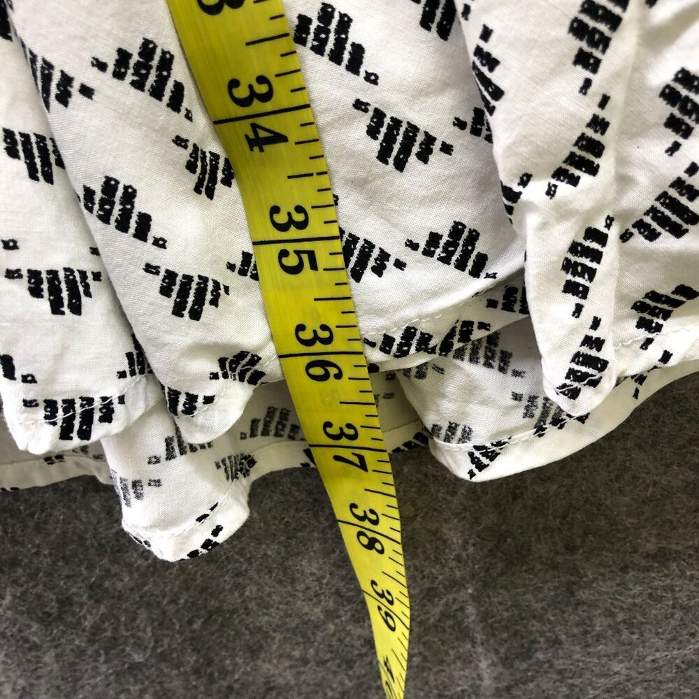 Old Navy Cami Dress Womens L White Black Printed Knee Length A-Line Rayon V-Neck - Picture 8 of 10